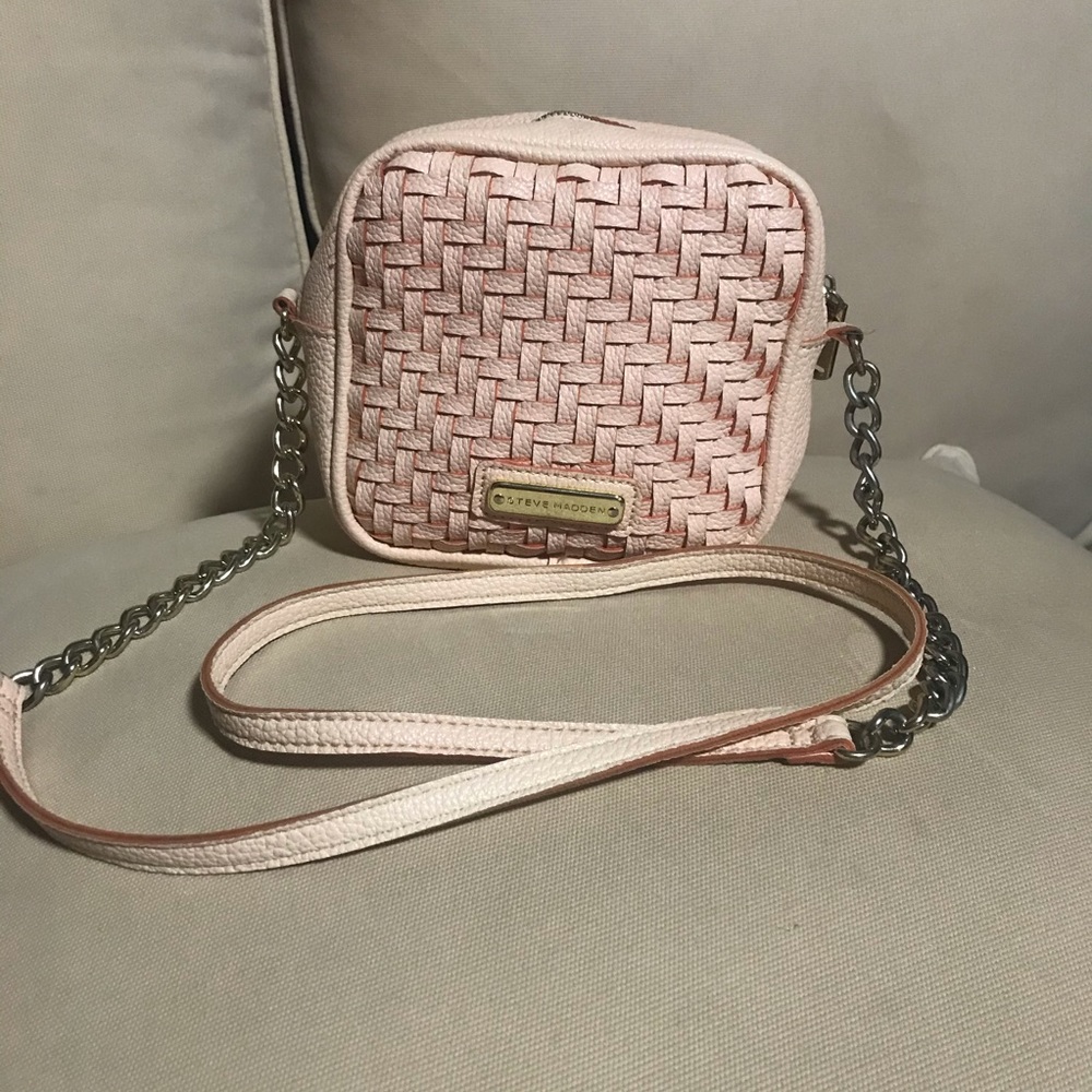 Steve Madden Salmon/Pink Color Crossbody Bag Gem